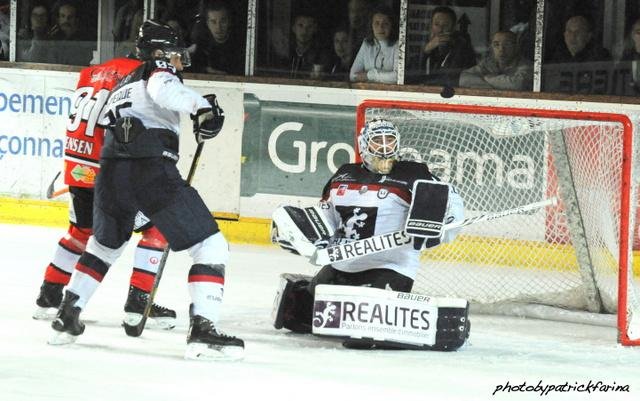 Photo hockey match Briançon  - Angers  le 27/09/2014