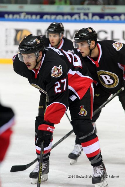 Photo hockey reportage Grenoble résiste face à l'AHL