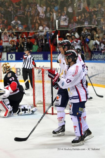 Photo hockey reportage Grenoble résiste face à l'AHL