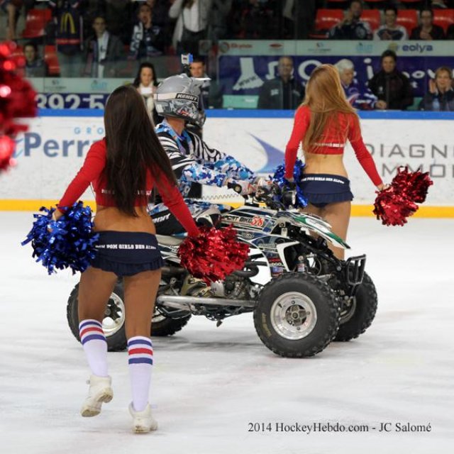 Photo hockey reportage Grenoble résiste face à l'AHL