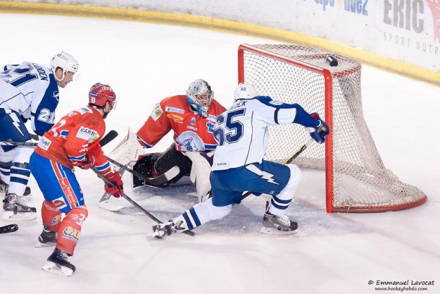 Photo hockey reportage Lyon – Syracuse : Petite Victoire des Américains