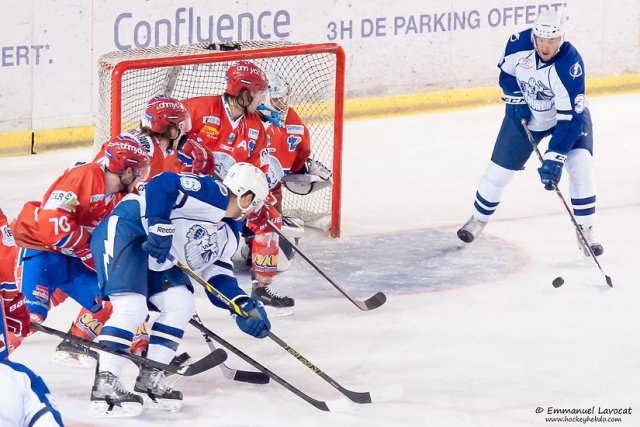 Photo hockey reportage Lyon – Syracuse : Petite Victoire des Américains