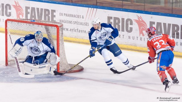 Photo hockey reportage Lyon – Syracuse : Petite Victoire des Américains