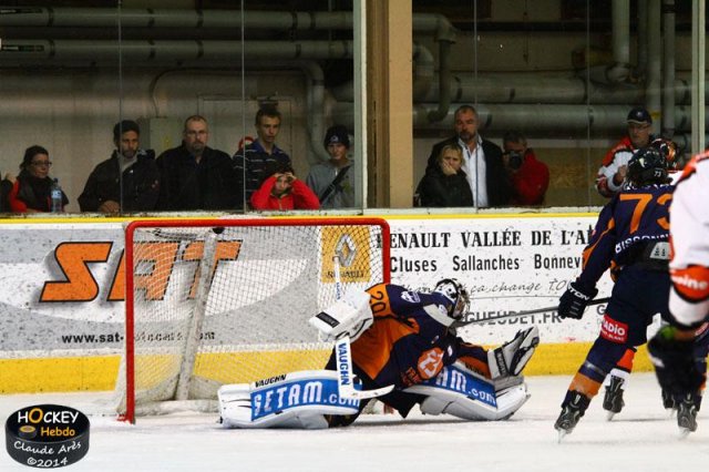 Photo hockey match Chamonix  - Epinal  le 04/10/2014
