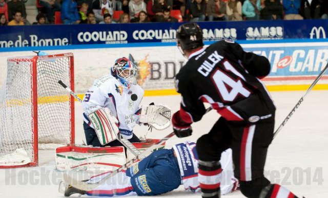 Photo hockey reportage Grenoble résiste face à l'AHL
