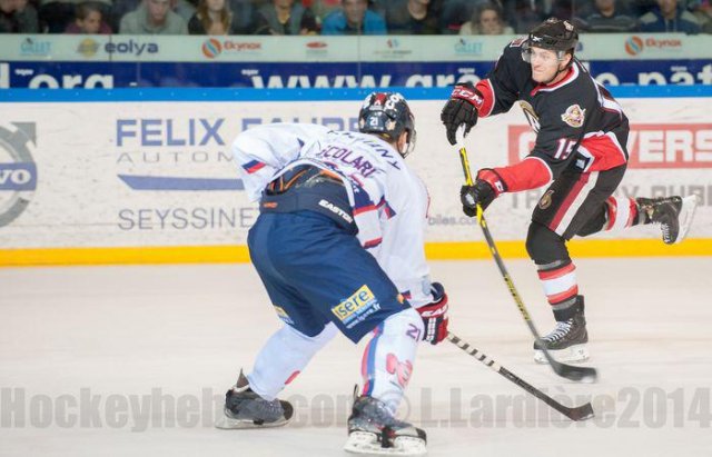 Photo hockey reportage Grenoble résiste face à l'AHL