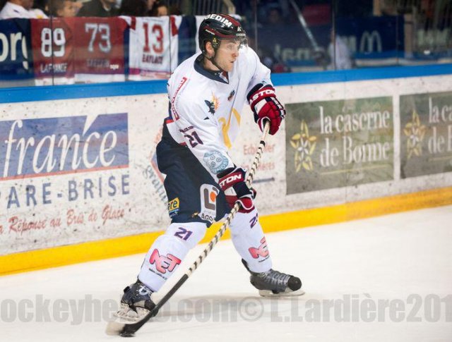 Photo hockey reportage Grenoble résiste face à l'AHL
