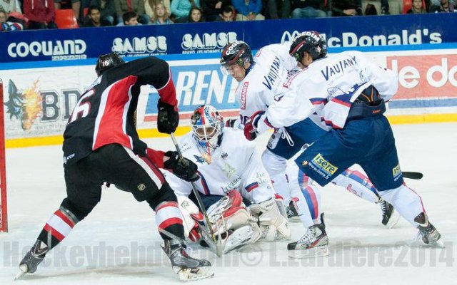 Photo hockey reportage Grenoble résiste face à l'AHL