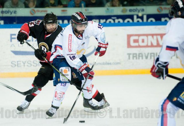 Photo hockey reportage Grenoble résiste face à l'AHL