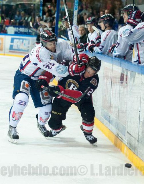 Photo hockey reportage Grenoble résiste face à l'AHL