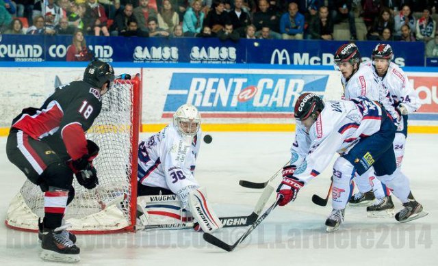Photo hockey reportage Grenoble résiste face à l'AHL