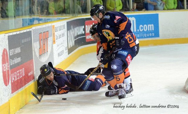 Photo hockey match Chamonix  - Epinal  le 04/10/2014