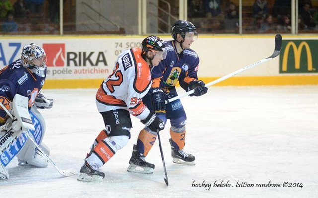 Photo hockey match Chamonix  - Epinal  le 04/10/2014