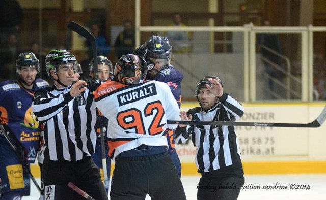 Photo hockey match Chamonix  - Epinal  le 04/10/2014