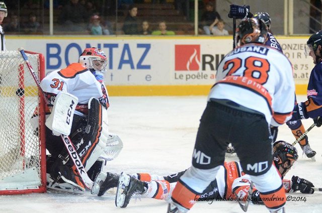 Photo hockey match Chamonix  - Epinal  le 04/10/2014