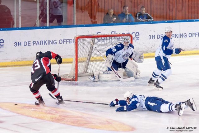 Photo hockey reportage Les Sens a sens unique