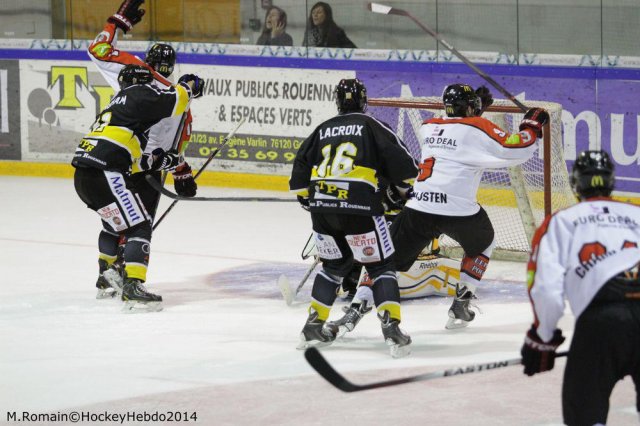 Photo hockey match Rouen - Amiens  le 07/10/2014