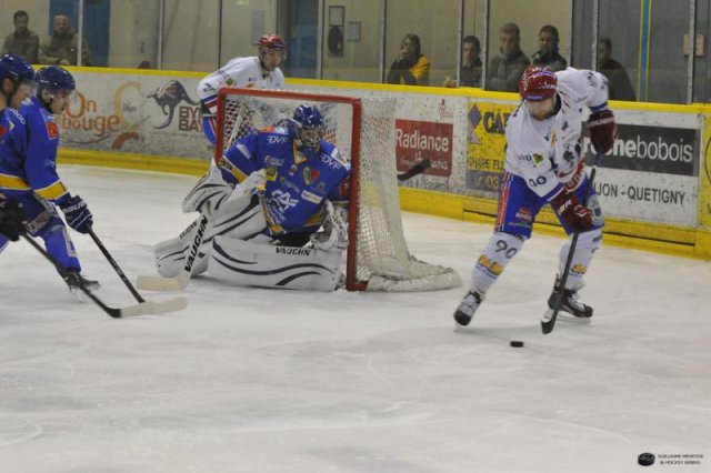 Photo hockey match Dijon  - Lyon le 11/10/2014