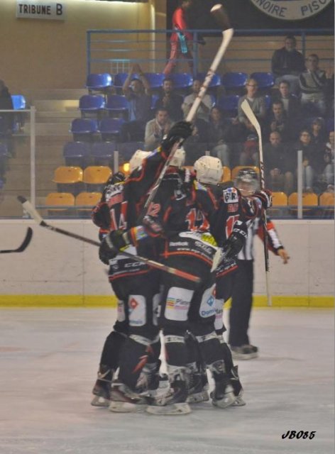 Photo hockey match La Roche-sur-Yon - Villard-de-Lans le 11/10/2014