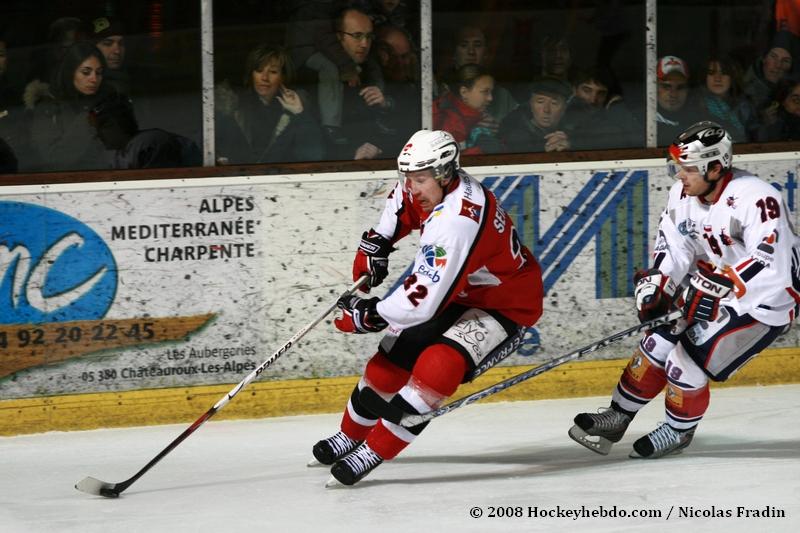 Briançon  6 - 2 Grenoble 