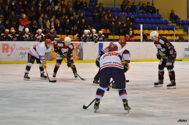 Photo hockey match La Roche-sur-Yon - Evry  le 29/11/2014