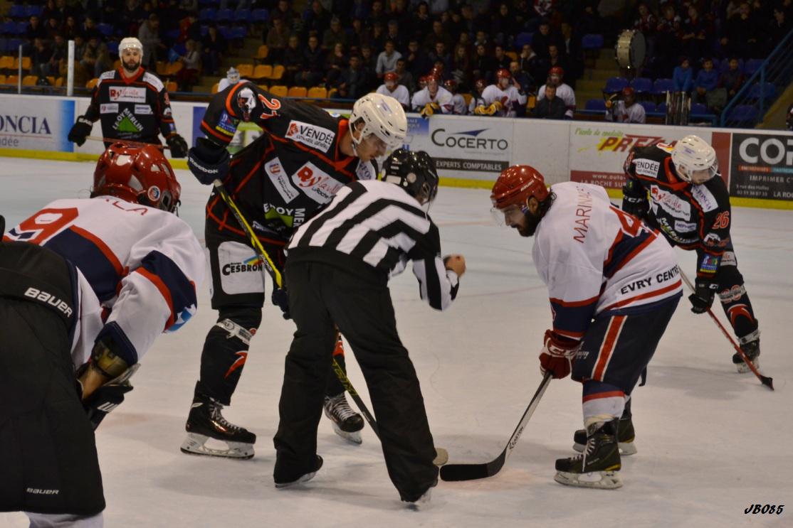 La Roche-sur-Yon 12 - 4 Evry 