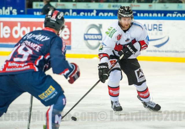Photo hockey match Grenoble  - Briançon  le 05/12/2014