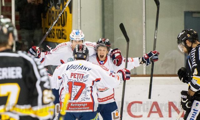 Photo hockey match Grenoble  - Rouen le 30/12/2014