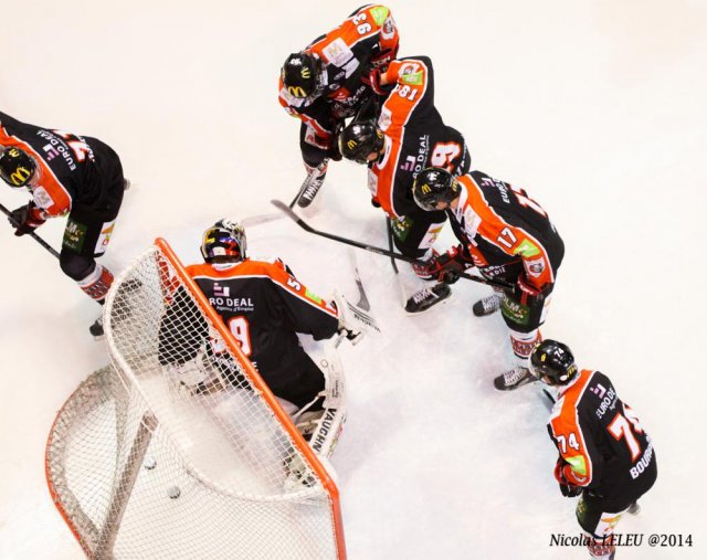 Photo hockey match Amiens  - Grenoble  le 28/12/2014