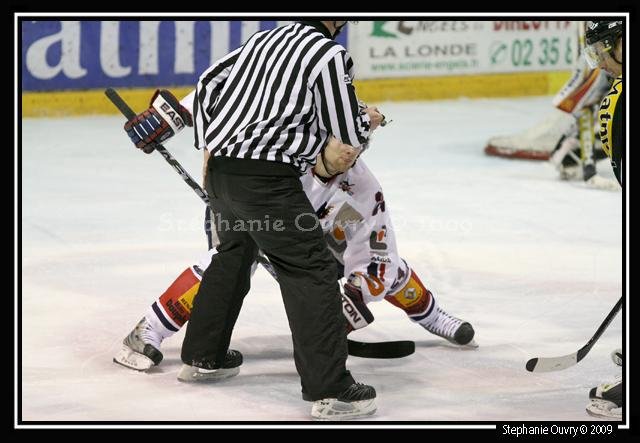 Photo hockey match Rouen - Grenoble  le 06/01/2009