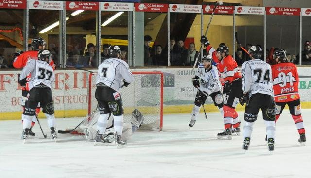 Photo hockey match Briançon  - Brest  le 17/02/2015