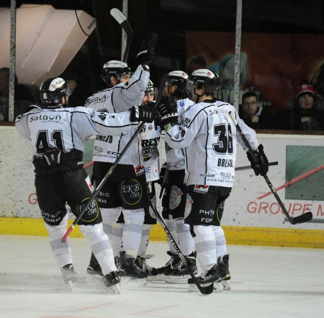 Photo hockey match Briançon  - Brest  le 24/02/2015