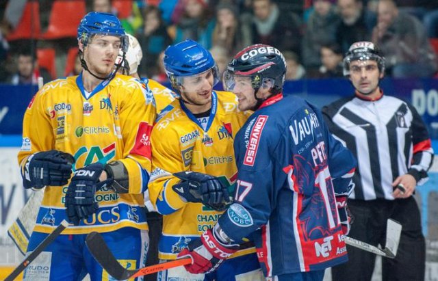 Photo hockey match Grenoble  - Dijon  le 27/02/2015