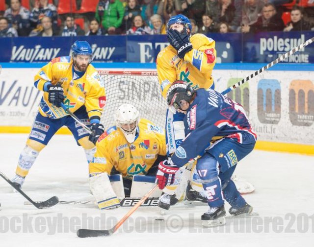 Photo hockey match Grenoble  - Dijon  le 27/02/2015