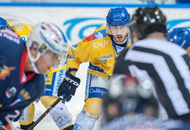 Photo hockey match Grenoble  - Dijon  le 27/02/2015