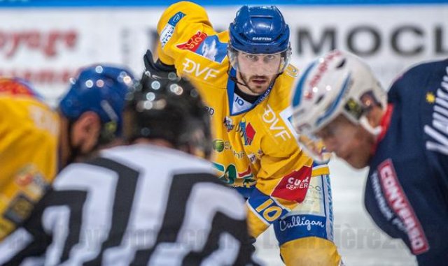 Photo hockey match Grenoble  - Dijon  le 28/02/2015