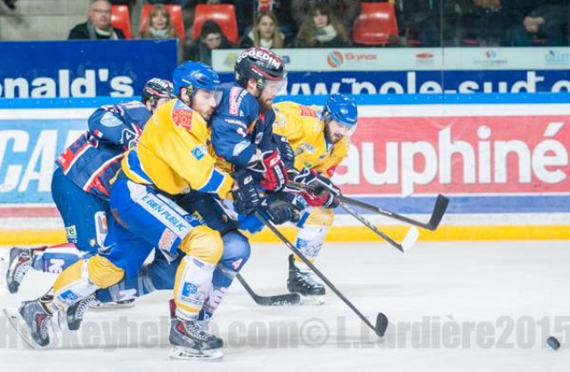 Photo hockey match Grenoble  - Dijon  le 28/02/2015