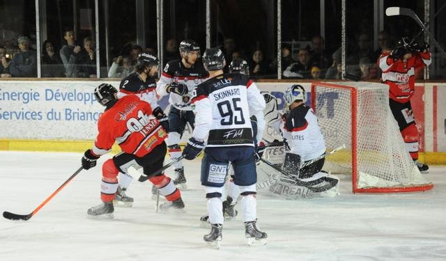 Photo hockey match Briançon  - Angers  le 03/03/2015
