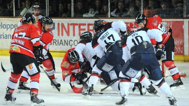 Photo hockey match Briançon  - Angers  le 03/03/2015