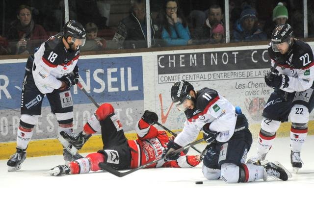 Photo hockey match Briançon  - Angers  le 03/03/2015