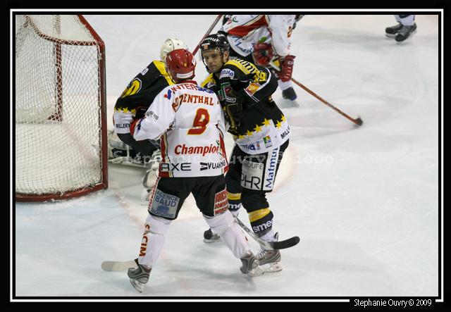 Rouen 3 - 5 Morzine-Avoriaz