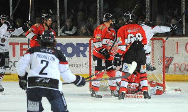 Photo hockey match Briançon  - Angers  le 03/03/2015