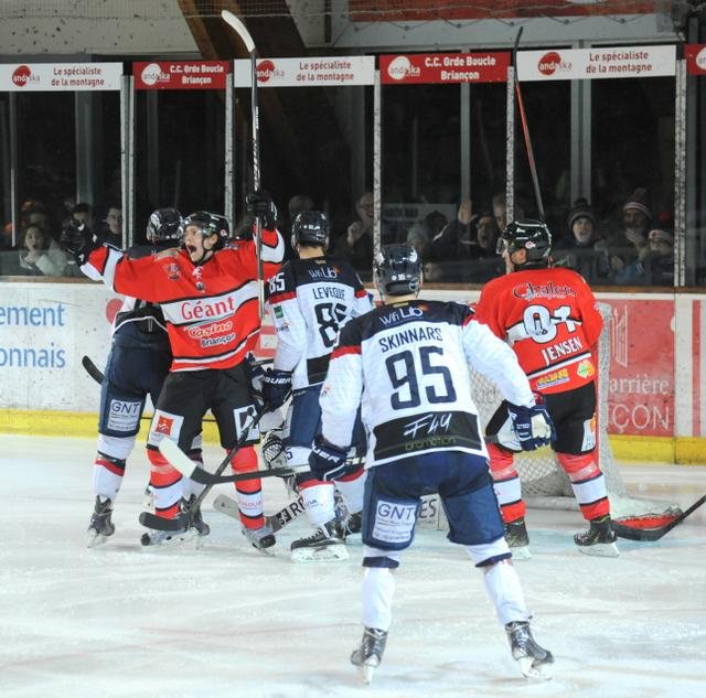Photo hockey match Briançon  - Angers  le 03/03/2015