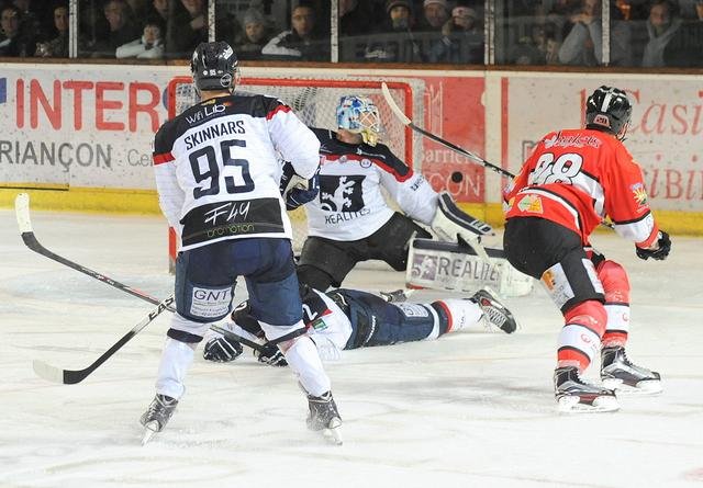 Photo hockey match Briançon  - Angers  le 03/03/2015