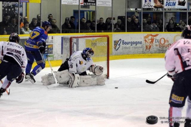 Photo hockey match Dijon  - Grenoble  le 04/03/2015