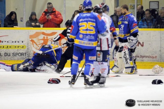 Photo hockey match Dijon  - Grenoble  le 04/03/2015
