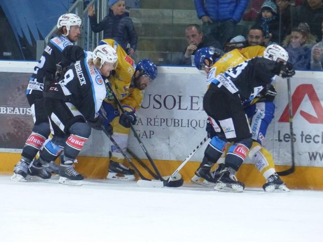 Photo hockey match Gap  - Dijon  le 10/03/2015