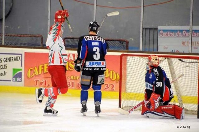 Photo hockey match Caen  - Courbevoie  le 10/01/2009