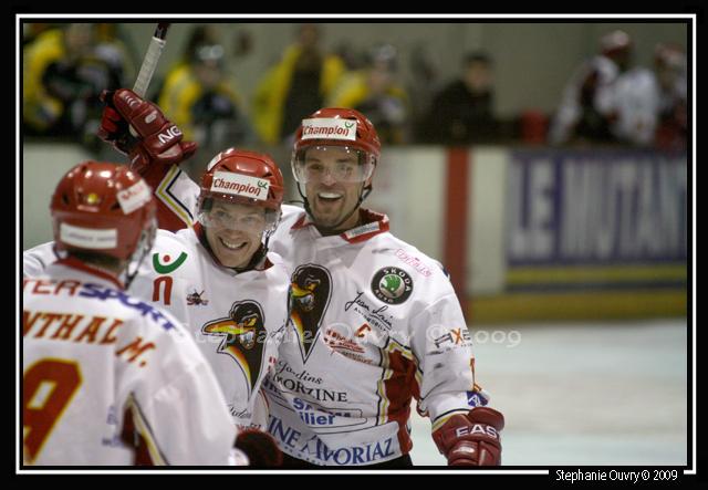 Rouen 3 - 5 Morzine-Avoriaz