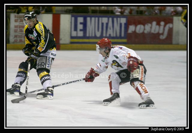 Rouen 3 - 5 Morzine-Avoriaz